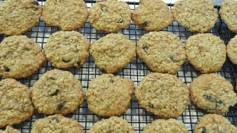 Old Fashioned Oatmeal Cookies - Feature