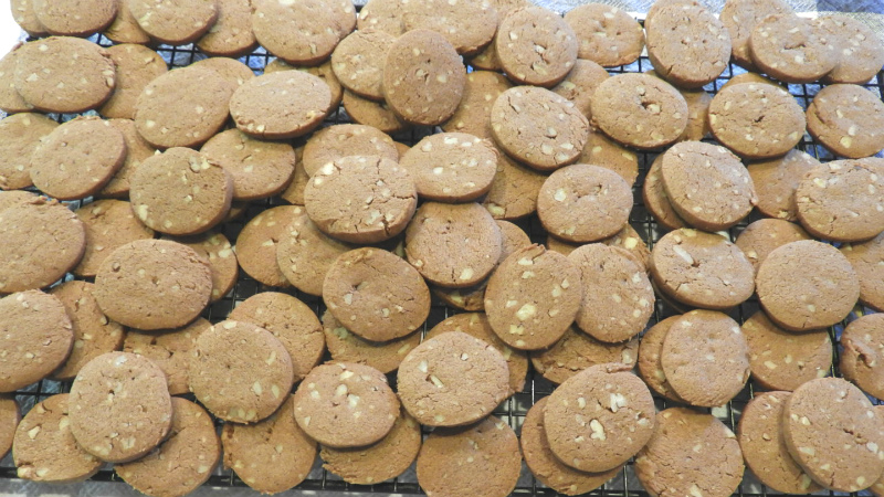 Butterscotch Chocolate Nut Cookies - Feature Butterscotch Chocolate Nut Cookies - Feature