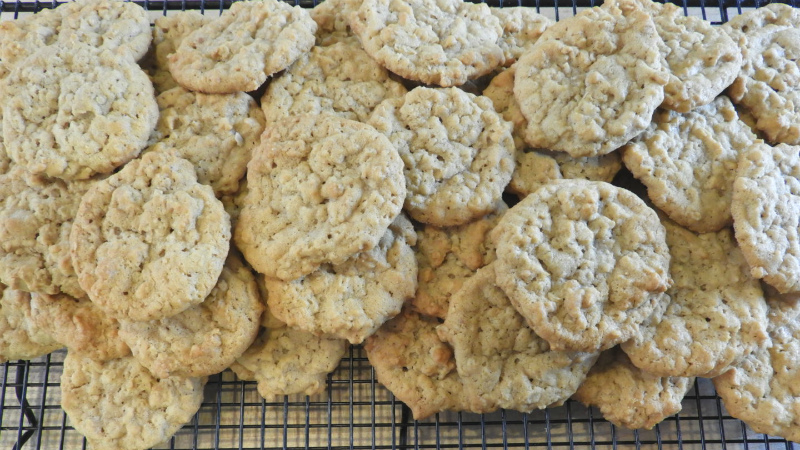 Scotch Oatmeal Cookies - Feature