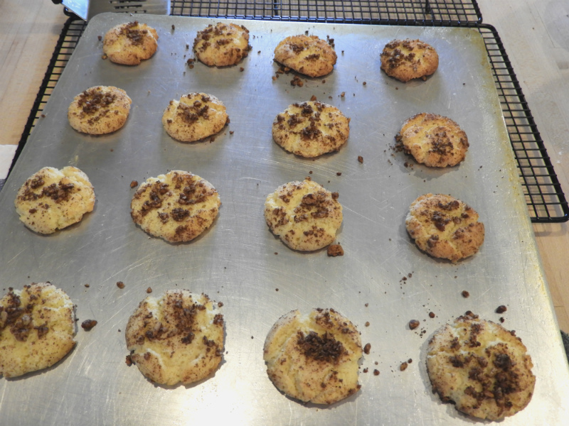http://www.cookiesbybess.com/wp-content/uploads/2019/11/Gold-Cookies-Done-if-cookie-sheet.jpg