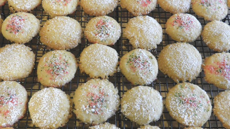 Susan's Favorite Christmas Cookies - Feaure 1