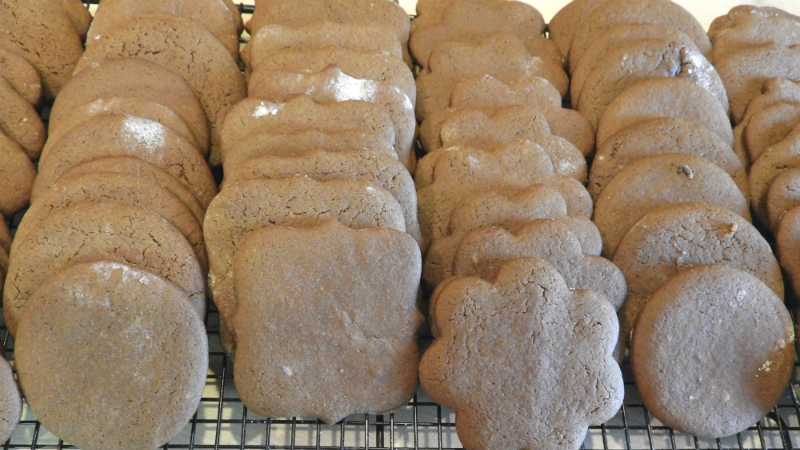 Soft Ginger Cookies - Feature