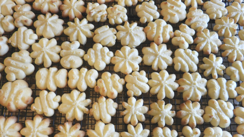 Spritz Cookies - Feature