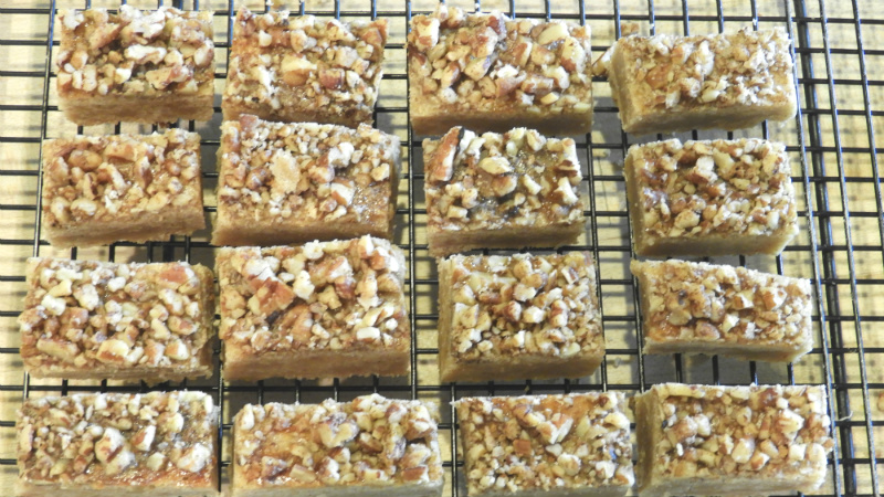 Cinnamon Nut Squares - Feature